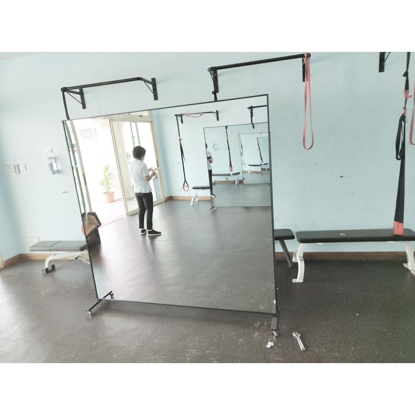 Shatterproof Framed Mirror on Wheels Shatterproof Framed Mirror on Wheels