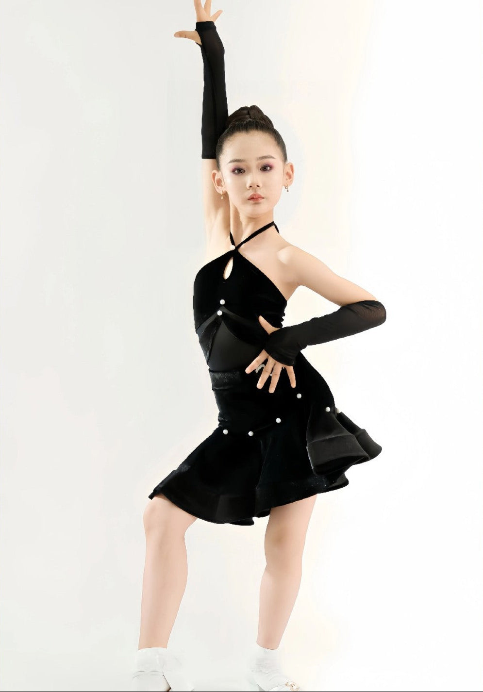 Sirena Velvet Showcase Dress
