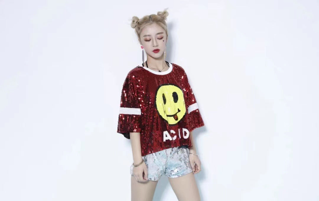Helvienne Sequin Smile Performance Top
