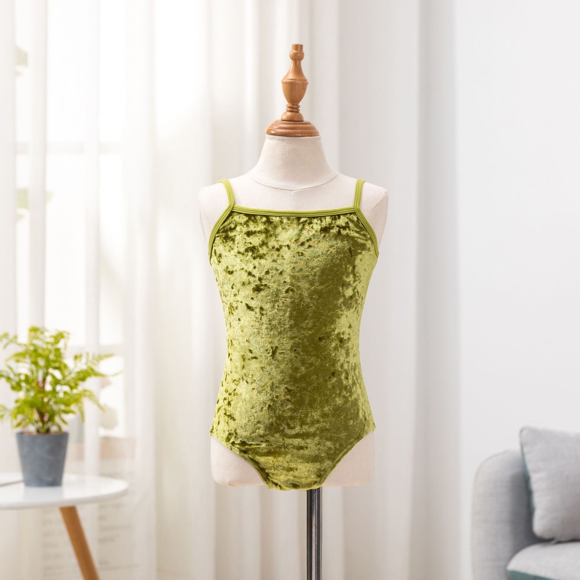 Fairliquea Velvet Strap Training Leotard
