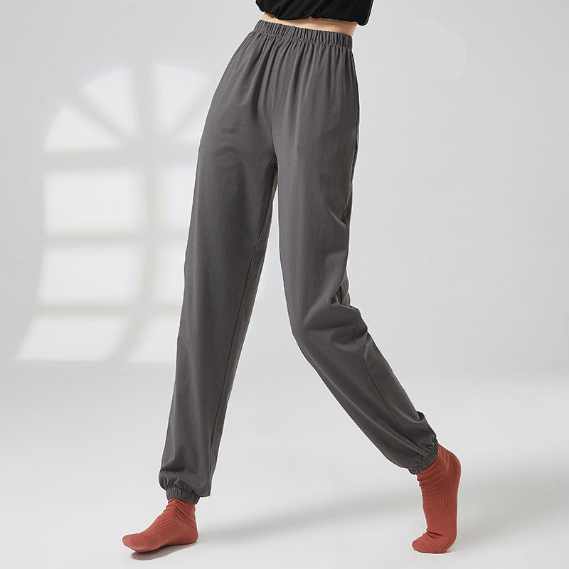 Daresta Women’s Tapered Practice Pants