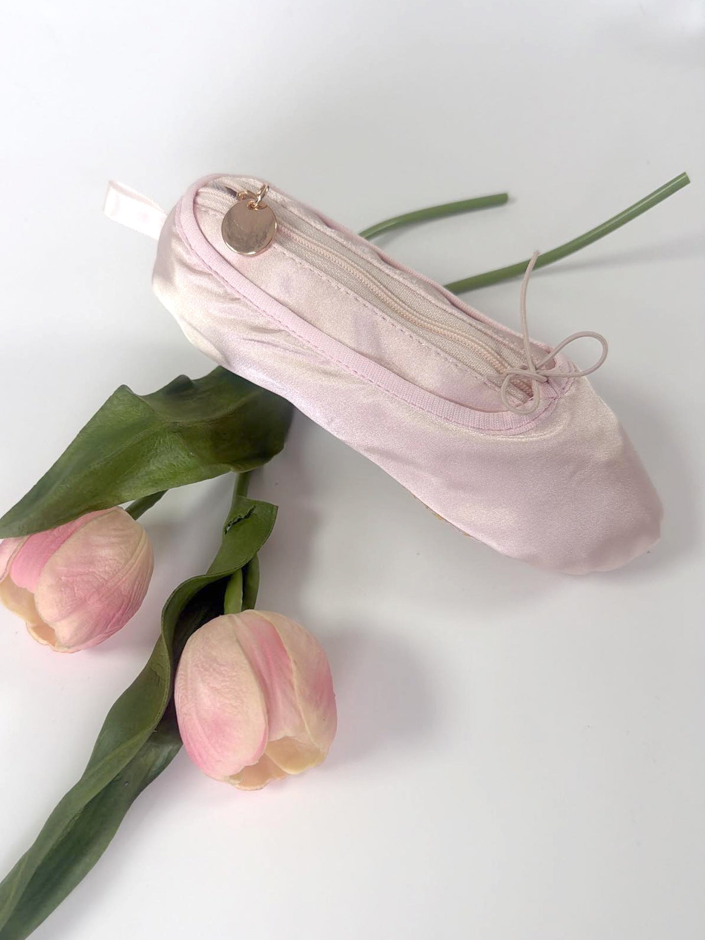 Petalliquea Pointe-Inspired Cosmetic Pouch