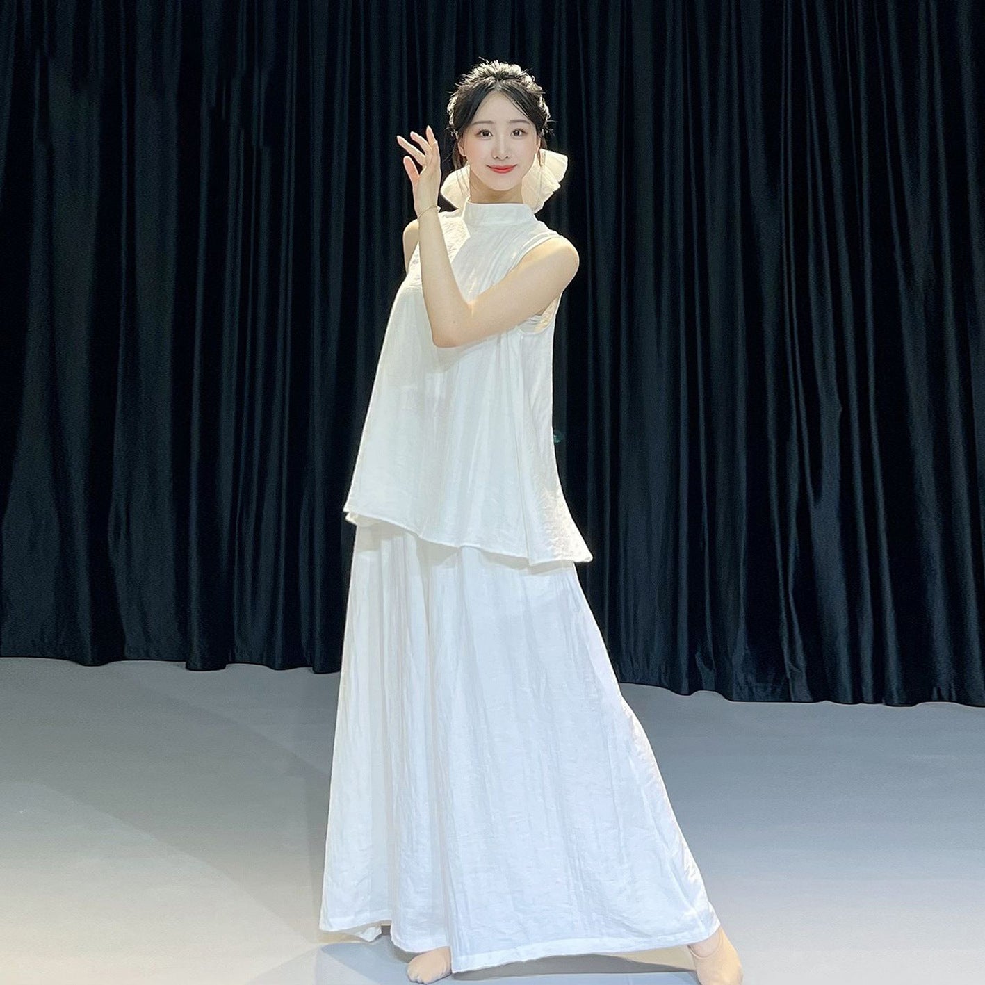 Lune High-Neck Top and Wide-Leg Flow Pants