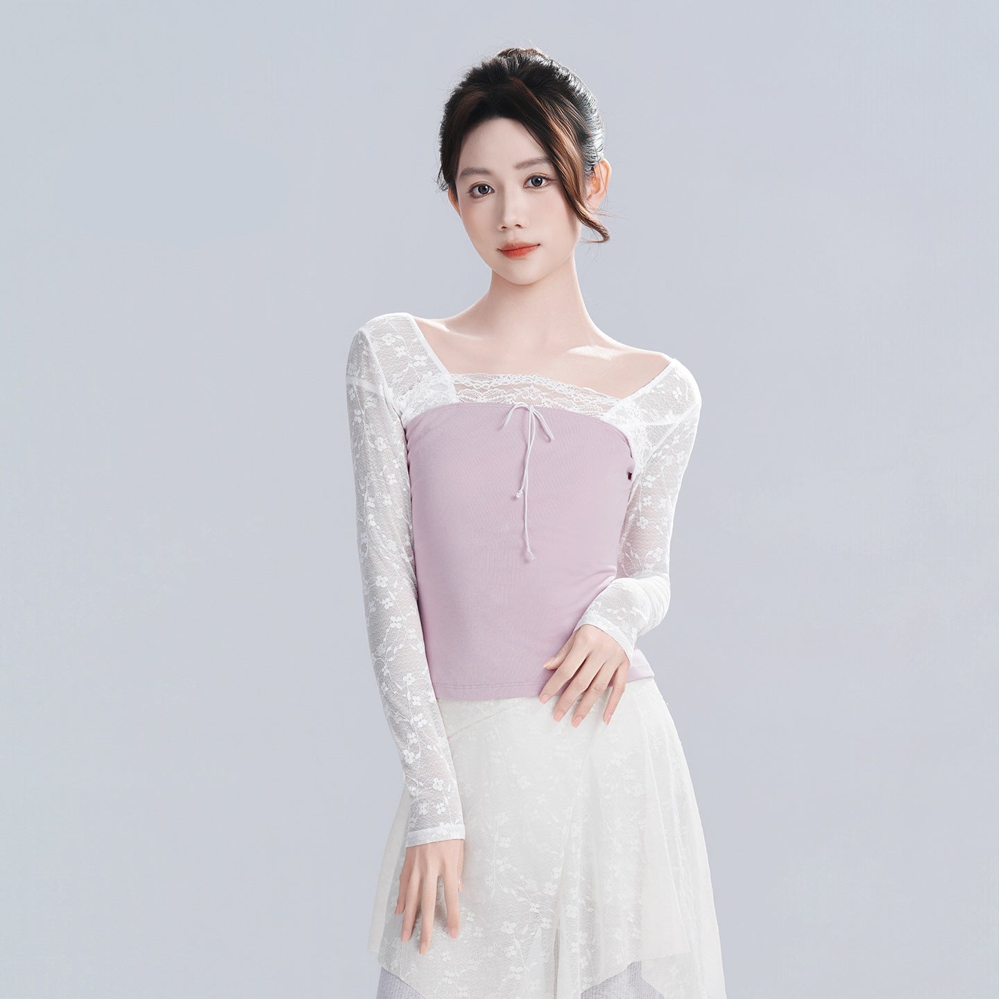 Gwyneira Lace Long Sleeve Training Top