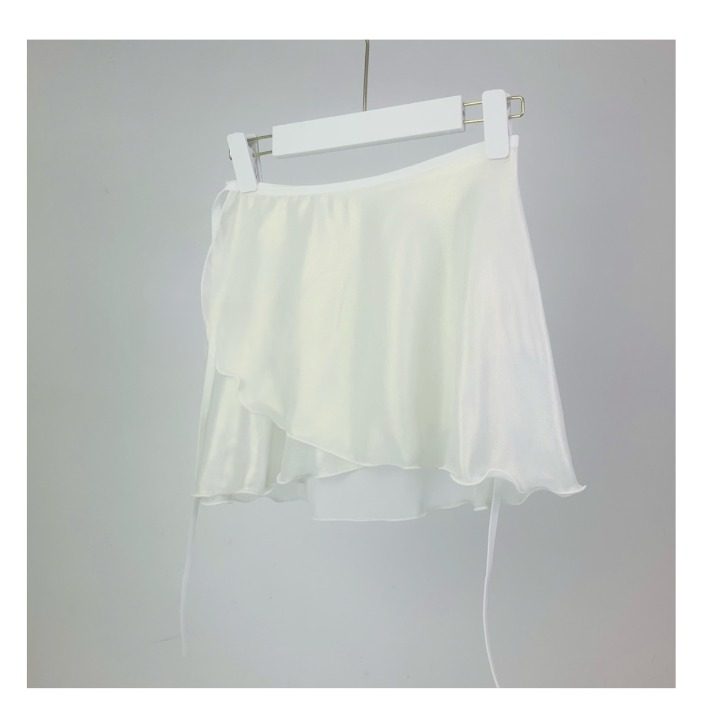 Shiny gauze skirt