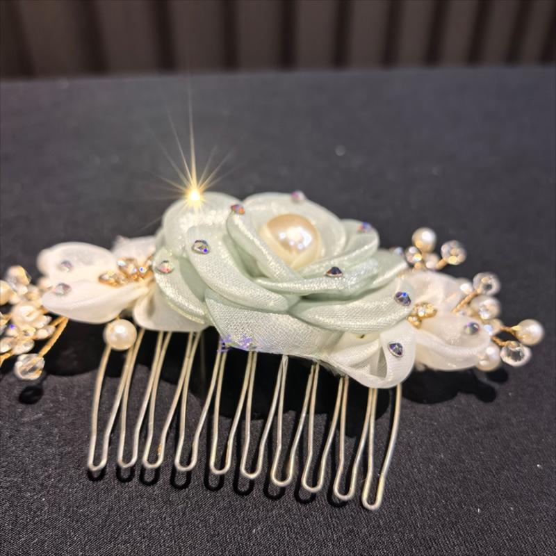 Dorienne Floral Crystal Hair Comb
