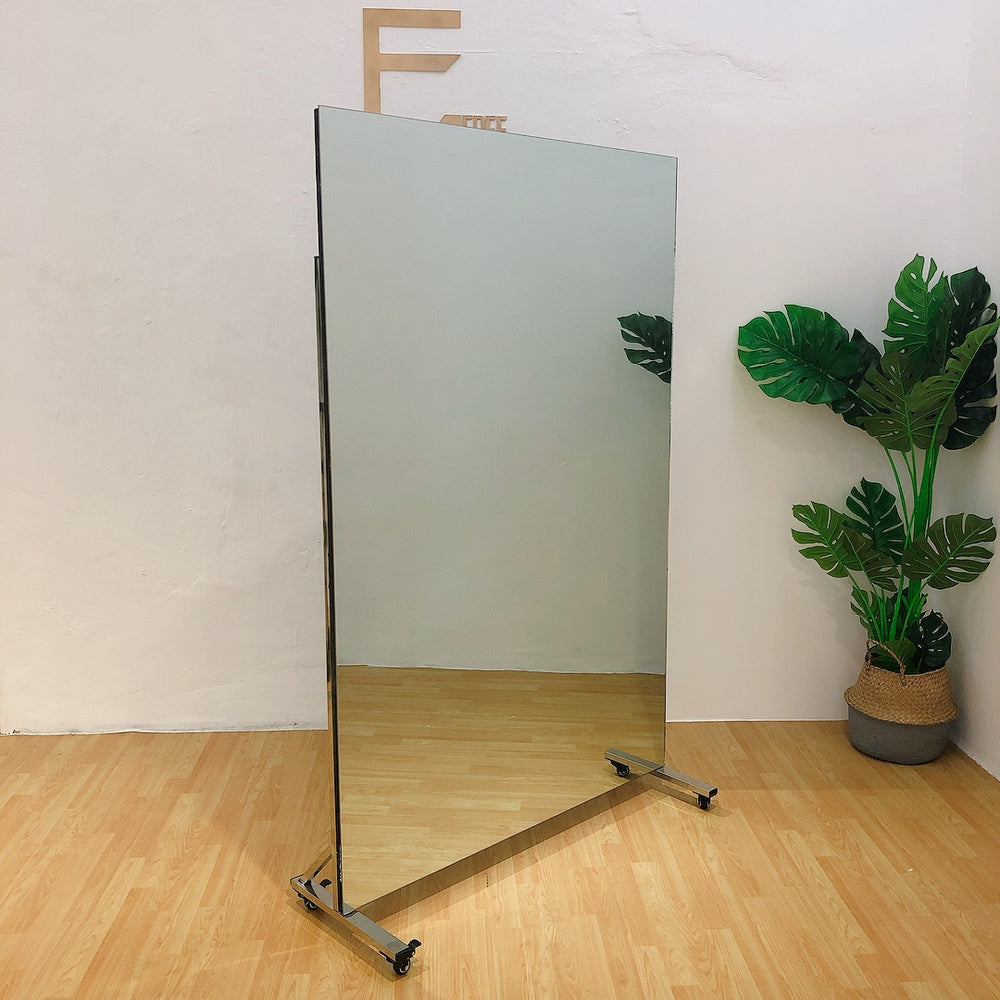 
            
                Load image into Gallery viewer, Shatterproof Frameless Mirror on Wheels
            
        